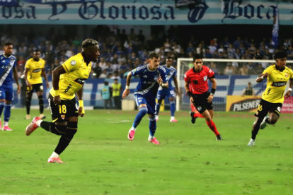 Emelec y Barcelona SC se miden este 12 de julio por la LigaPro.