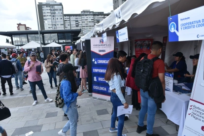 ConQuito habilitará 14.000 turnos para organizar el ingreso de los postulantes a la feria.