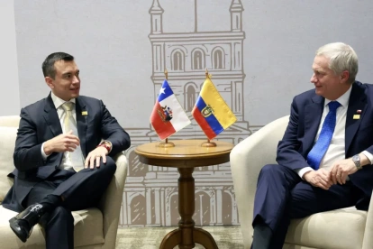Los presidentes de Ecuador y Chile han mantenido reuniones.