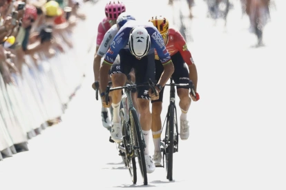 El Tour de Francia 2026 llega a su etapa 10, con final en Le Lioran.