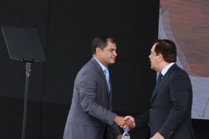 Correa y Nebot cruzan críticas en X por la Alcaldía de Guayaquil, a cuatro meses de las seccionales.