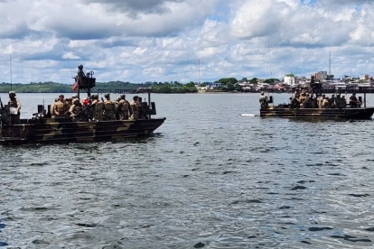 Ecuador y EE. UU. realizaron patrullajes en Esmeraldas esta semana para frenar rutas del narcotráfico.