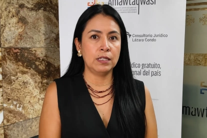 Cristina Benavides, vicerrectora de Amawtay Wasi, cuestionó el proceso analizado por el CES.