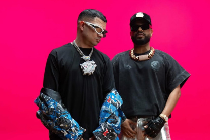 El dúo puertorriqueño combina lo mejor del reguetón 'old school' con las nuevas generaciones de artistas de la música urbana.