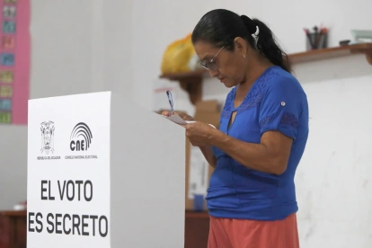 La ciudadanía enfrenta una nueva campaña electoral marcada por promesas y demandas de resultados concretos.