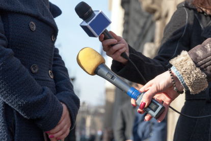 El trato a periodistas en EE. UU. vuelve a generar discusión sobre libertad de expresión y poder político.