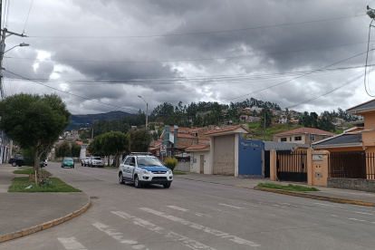 Vecinos de los barrios de Cuenca piden mayor presencia de efectivos policiales realizando patrullajes preventivos.