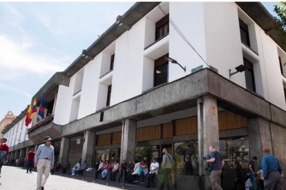 El Concejo Metropolitano de Quito sesiona en el Municipio, ubicado en la Venezuela, entre Chile y Espejo, en el centro.