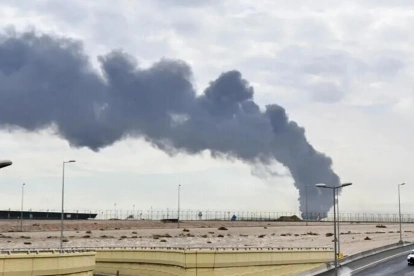 Irán afirmó este martes haber destruido con misiles de crucero el centro de datos principal de Amazon en Baréin