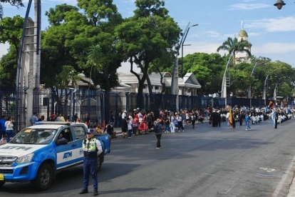 Los miembros de la Agencia de Tránsito y Movilidad (ATM) ejecutarán los desvíos en avenidas como Malecón.