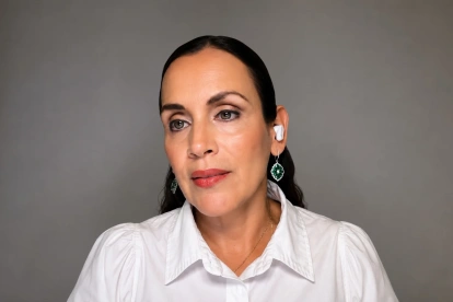 La exministra Inés Manzano compareció de forma virtual ante la Comisión de Fiscalización durante el juicio político.