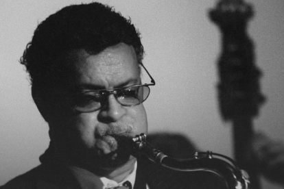 Saxofonista Plas Johnson muere a los 94 años.