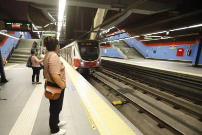 El presidente Daniel Noboa anunció que el Gobierno analiza ampliar el Metro de Quito hasta Calderón y acelerar la inversión pública desde septiembre.