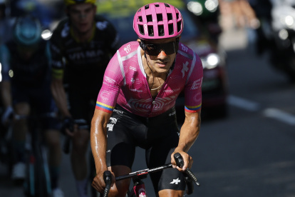 Richard Carapaz lidera la clasificación de la montaña del Tour de Francia 2026.