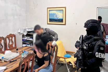 Uno de los allanamientos que se ejecutaron en Santa Elena.