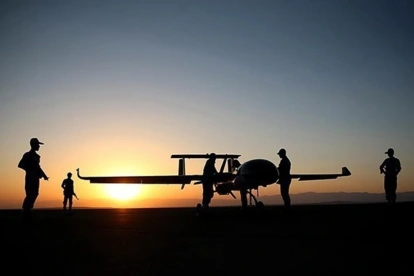 Irán lanzó este 24 de julio de 2026 ataques con drones contra posiciones militares de Estados Unidos en Baréin, Jordania y Kuwait.