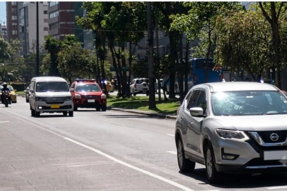 La Empresa de Obras Públicas anuncia plan de recuperación de la calzada en la avenida 12 de Octubre en Quito, durante agosto 2026