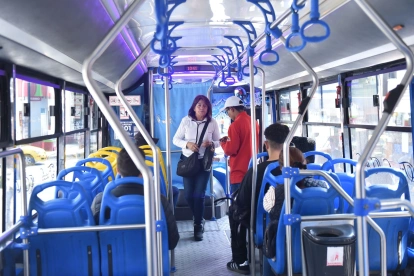 Quito mantendrá el pasaje en 35 centavos hasta 2027 mientras transportistas implementan tecnología, seguridad y control exigidos por el Municipio