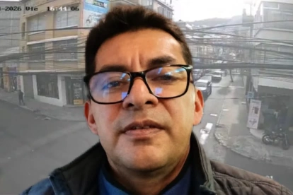Una cuarta grabación ubica al funcionario de la DGAC transitando por La Basílica. Su familia sospecha que intentaba volver a su hogar.