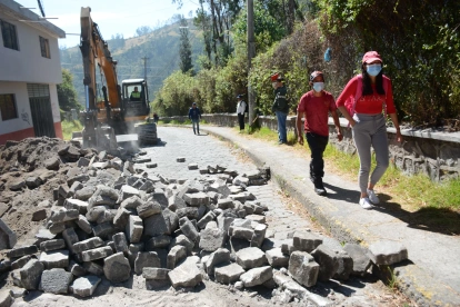 La avenida De Los Conquistadores permanecerá cerrada durante cinco días por trabajos de mantenimiento vial en el adoquinado del sector de Guápulo.
