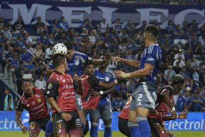 Emelec y Deportivo Cuenca se enfrentan en la fecha 22 de la LigaPro.