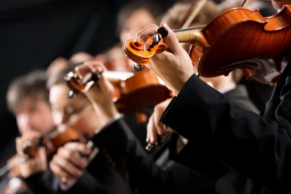 Referencial. Orquesta en concierto.