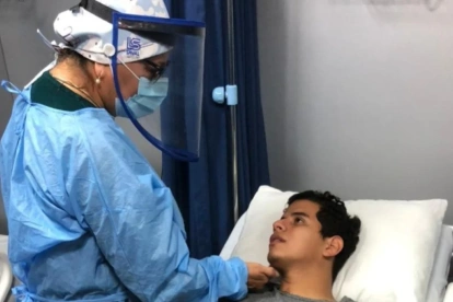 La convocatoria incluye médicos, enfermeros, odontólogos, obstetras y obstetrices.