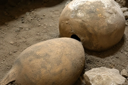 Durante la restauración del Hospital San Lázaro se hallaron 13 cántaros de barro cocido que, de forma preliminar, corresponden a la época Colonial.