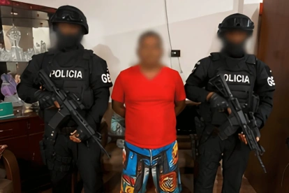 La acción se ejecutó en Tungurahua, Manabí y Esmeraldas, con un total de 19 allanamientos simultáneos.