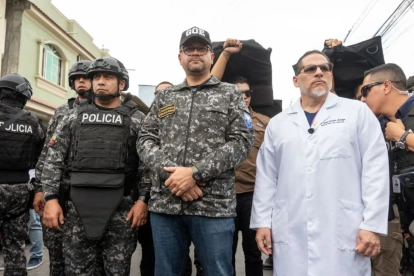 Operativo en Guayaquil decomisó 500 medicinas públicas; investigan quién las desvió.