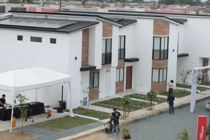 La urbanización Oryza, que queda en el kilómetro 2 vía a Salitre, todas sus casas tendrán paneles solares.