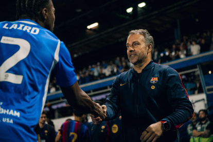 Hansi Flick continúa poniendo a punto a sus jugadores en FC Barcelona.