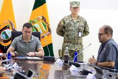 El presidente Daniel Noboa y el ministro John Reimberg hicieron declaraciones que podría ser percibidas como amenazas contra ciertos sectores.