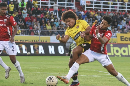 Encuentro entre Barcelona SC y Leones.