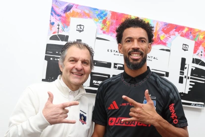 Vozinha fue anunciado en Colo Colo.