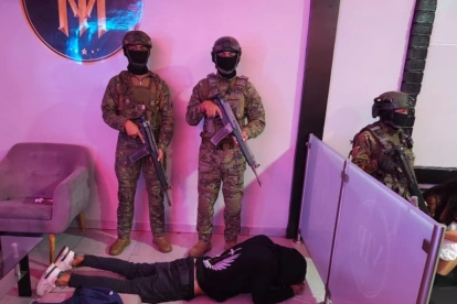 Operativo policial en Quito, donde Alias Paisa enfrentaba cargos por decapitación antes de quedar en libertad.