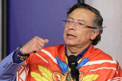 El presidente de Colombia, Gustavo Petro, habla durante una rueda de prensa el 3 de agosto de 2026, en Bogotá (Colombia).