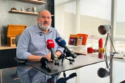 Julio César Cueva, abogado del alcalde de Guayaquil, Aquiles Álvarez, anunció en rueda de prensa que la defensa apelará la sentencia del caso Grillete.