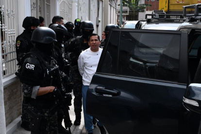 Darío Macas y su esposa fueron detenidos durante los operativos del caso Muralla. Ambos son procesados por el presunto delito de enriquecimiento ilícito.