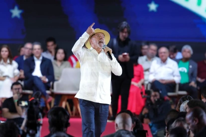 El presidente de Brasil, Luiz Inácio Lula da Silva, en la convención nacional del Partido de los Trabajadores de Brasil (PT), en Sao Paulo (Brasil).
