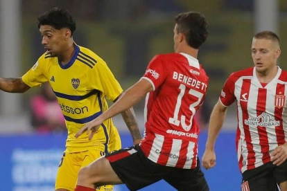 Boca Juniors cayó 2-1 en su visita a Estudiantes el 28 de enero de 2026 por la Liga Profesional Argentina.