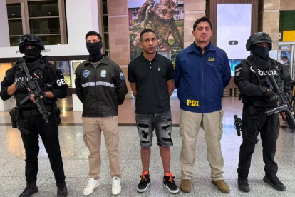 Un sospechoso fue expulsado de Chile y capturado al llegar a Guayaquil este 6 de agosto.