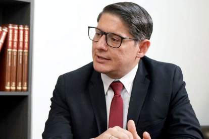 Antes de que se instale la audiencia en la que debía formularse cargos a la vocal Barreno, se montó un esquema de intimidación en contra del juez de la causa, Walter Macías.