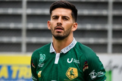 Ronnie Carrillo durante su etapa en Mushuc Runa, antes de convertirse en jugador de Emelec.