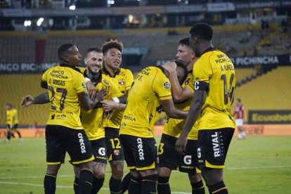 Barcelona SC juega ante Macará en la fecha 24 de la LigaPro.