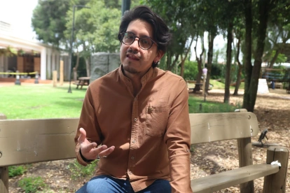 Fernando Muñoz-Miño analiza los desafíos que enfrenta la democracia ecuatoriana y plantea la necesidad de fortalecer la participación ciudadana.