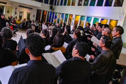 La Arquidiócesis de Guayaquil contribuyó al programa musical con su destacada agrupación de la ciudad.
FOTOGRAFO: FRANCISCO FLORES
PERIODISTA: JUAN PABLO PEREZ
FECHA: 06-08-2026 
CORO ARQUIDIOCESANO
AG-EXTERNOS