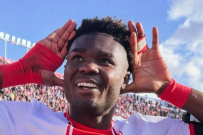 Jordy Caicedo, delantero de Huracán.