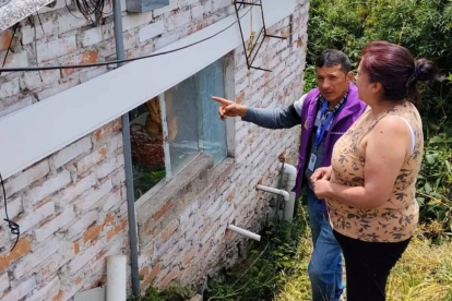 Terremoto de 7,4 dañó tres viviendas en El Capote, Tulcán, el 10 de agosto.