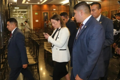 Mishel Mancheno es ahora presidenta de la Asamblea, tras la salida de Niels Olsen.